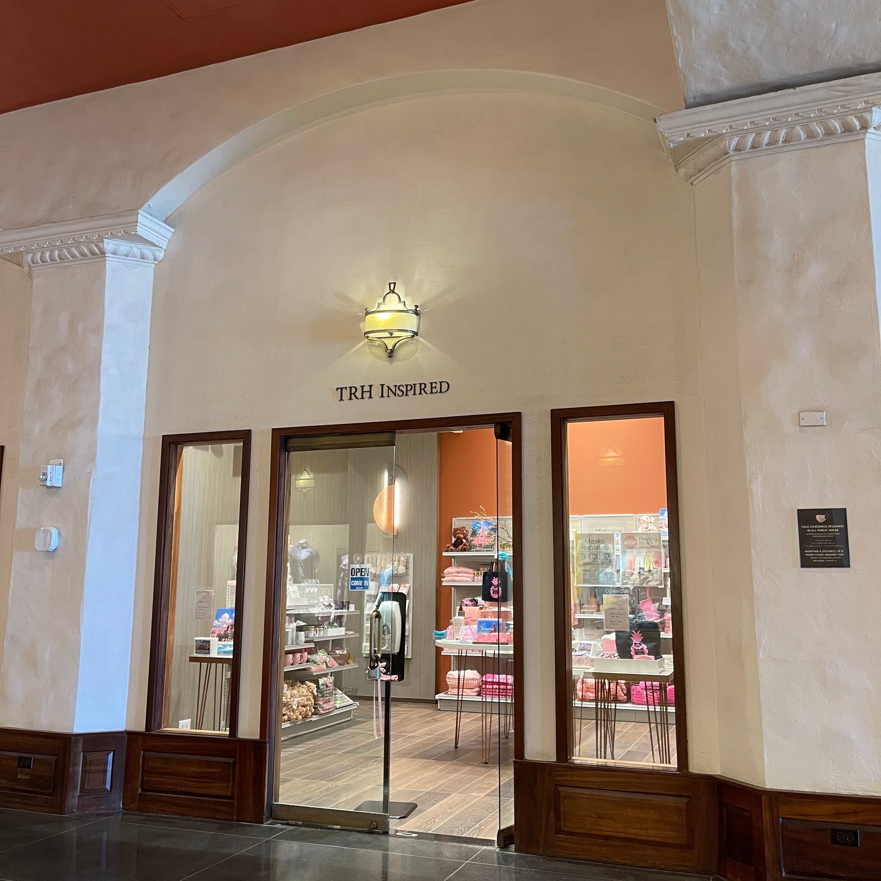 ロイヤルハワイアンホテル オリジナルスヌーピー キーホルダー Trh Inspired Big Mahalo Honolulu