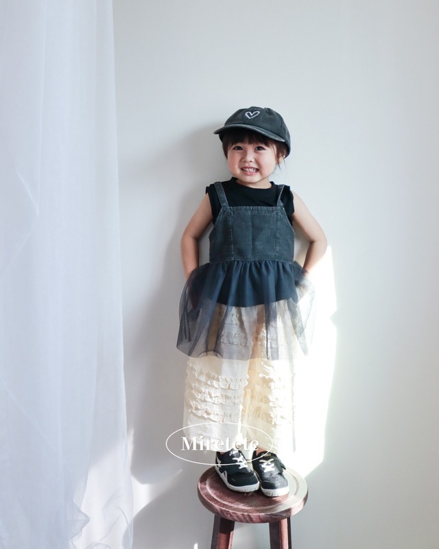 【取寄】たっぷりフリルがガーリーな着回し力抜群のワンピース風セットアップ