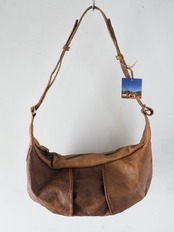 005dc057 moon bag