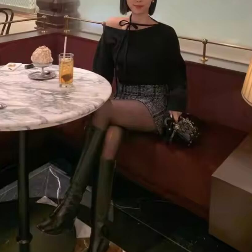 ribbon choker soft knit top