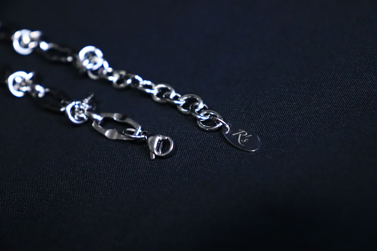 Struct Tie Chain Necklace