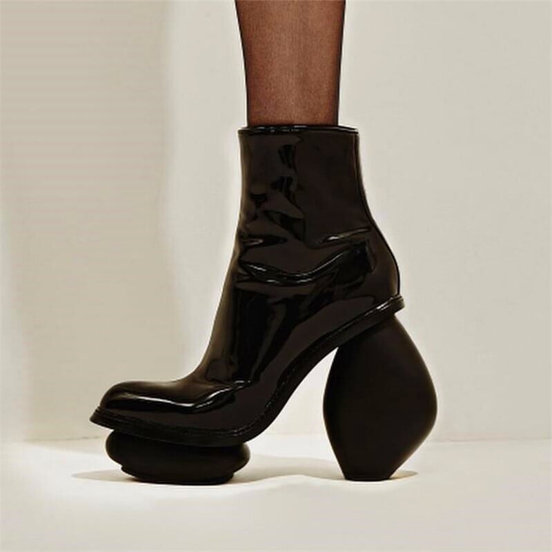 新作】【送料無料】 秋冬のレディースブーツポインテッドハイヒール