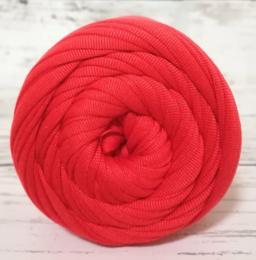 レッド 赤色 1玉 200g・50m Tシャツヤーン | T-SHIRT YARN MANIA ~T