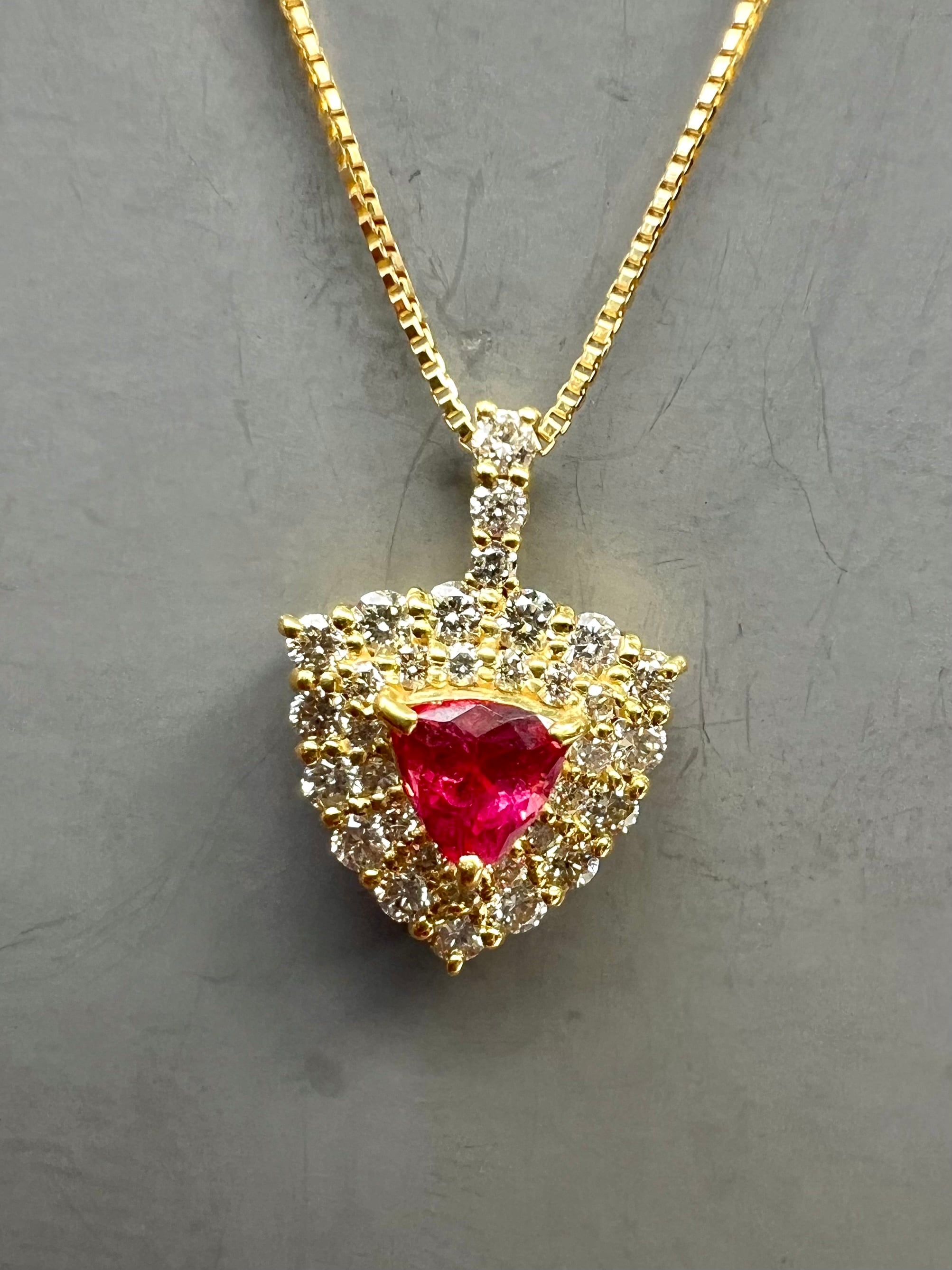 超高発色！AYANA SPINEL 鮮やかアヤナスピネルHOT PINK K18ダイヤモド