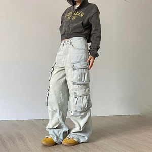 CCYE多様なポケット付きウォッシュ加工デニムパンツ