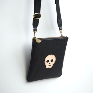 Zipper Mini Pochette (Skull Patch/Black) Genuine Leather Smartphone Shoulder Bag