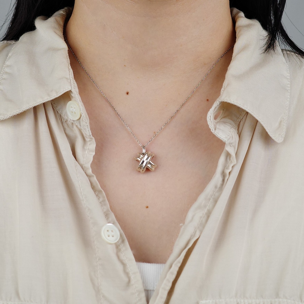 OLD "TIFFANY&CO." SIGNATURE PENDANT NECKLACE