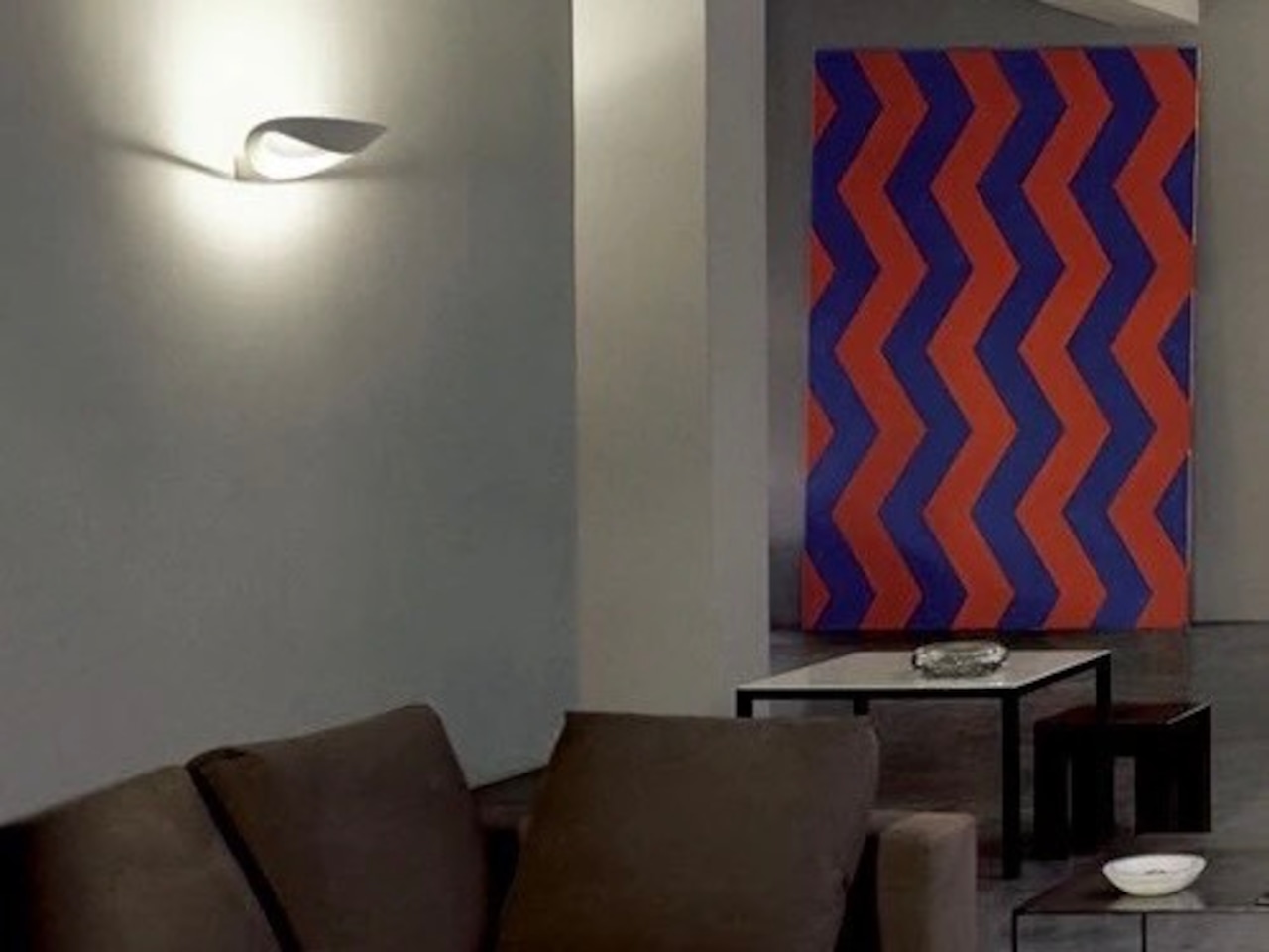 新品 Artemide アルテミデ MESMERI メスメリ ウォールライト 壁付け照明 ブラケットライト 間接照明 ホワイト モダン ミニマル ホテルライク