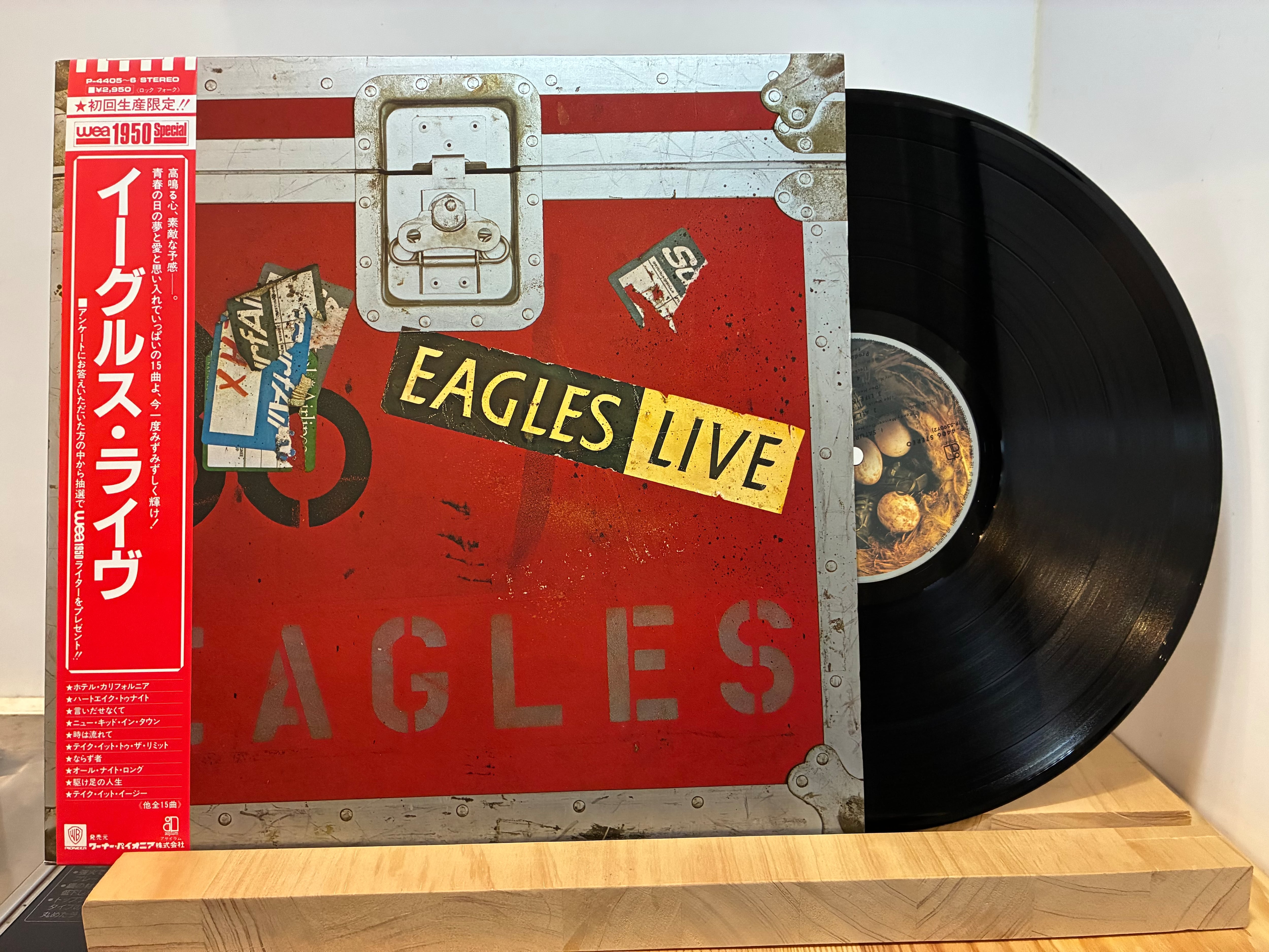 EAGLES / LIVE | sixteen records (シックスティーンレコード)