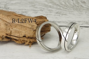 R-L2FW4 --2本溝の平打リング幅4mm<鏡面/ヘアライン選択可>