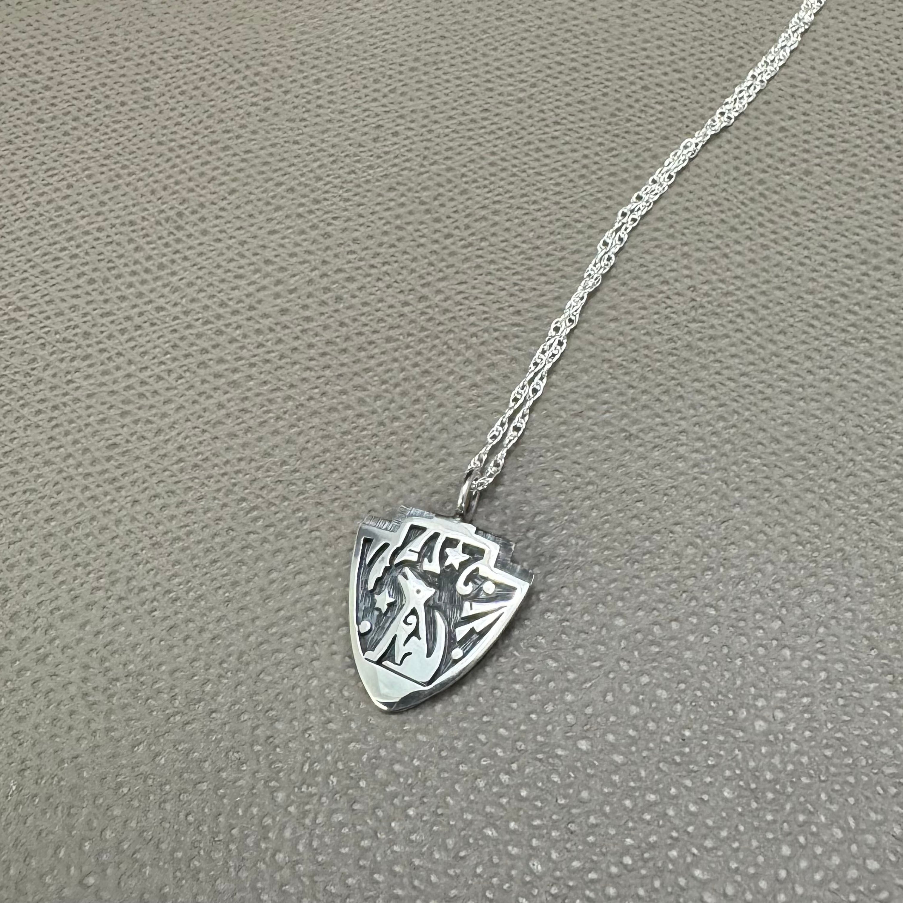 HOPI（ホピ）族 Ruben Saufkie（ルーベン・ソフキー）作 ベアパウ