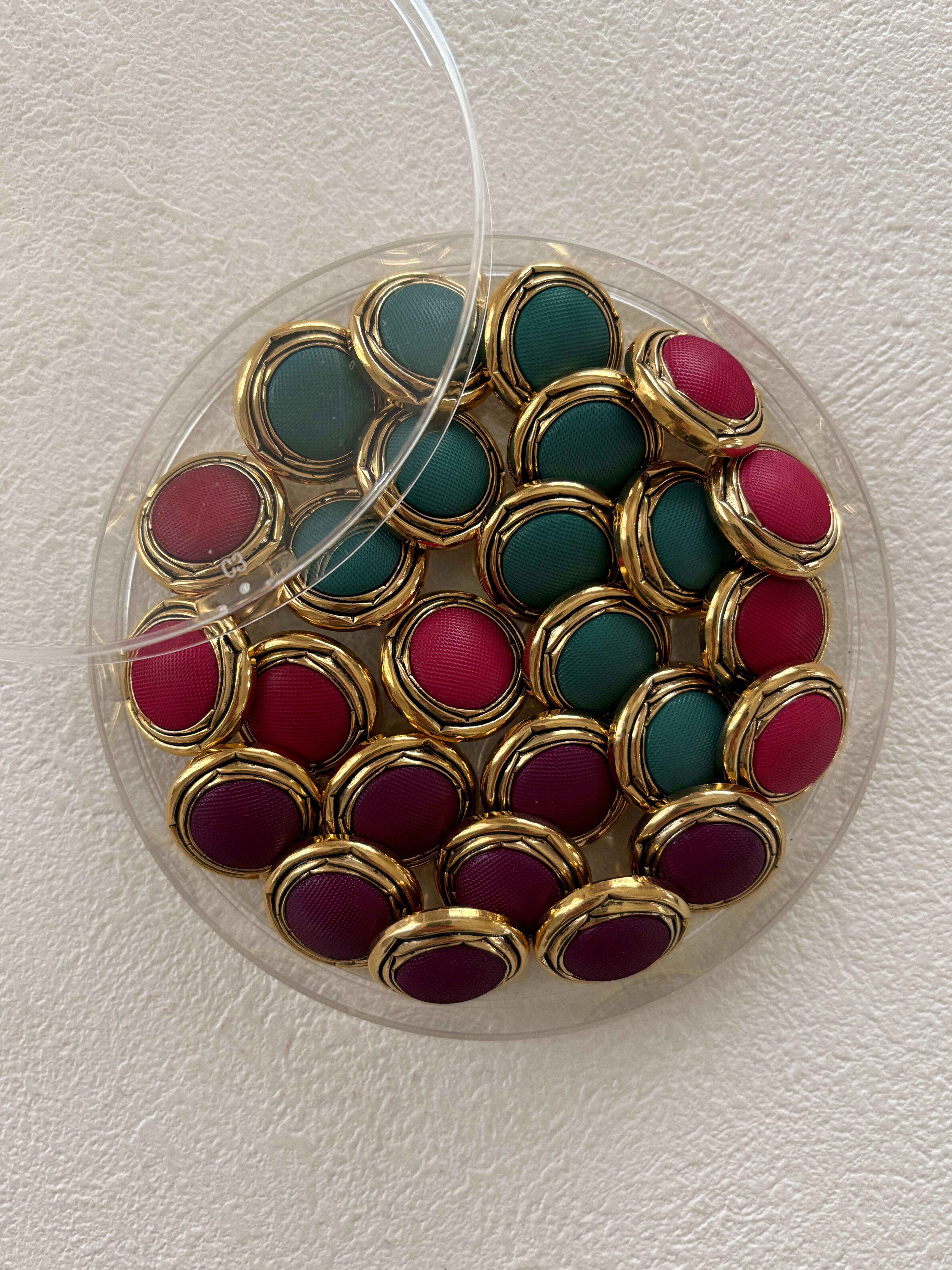 Japanese Vintageボタン プラスチック 染めボタン 17mm レッド/ボルドー/グリーン アクセサリーパーツ デコレーション材