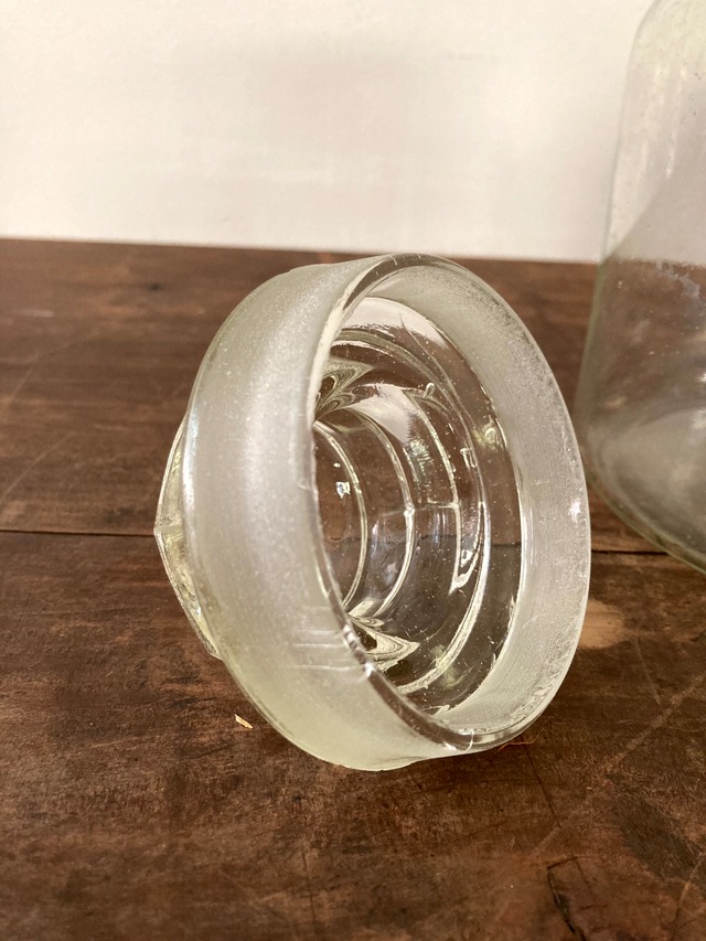 気泡たっぷりレトロなガラスのキャニスター　(古家具)