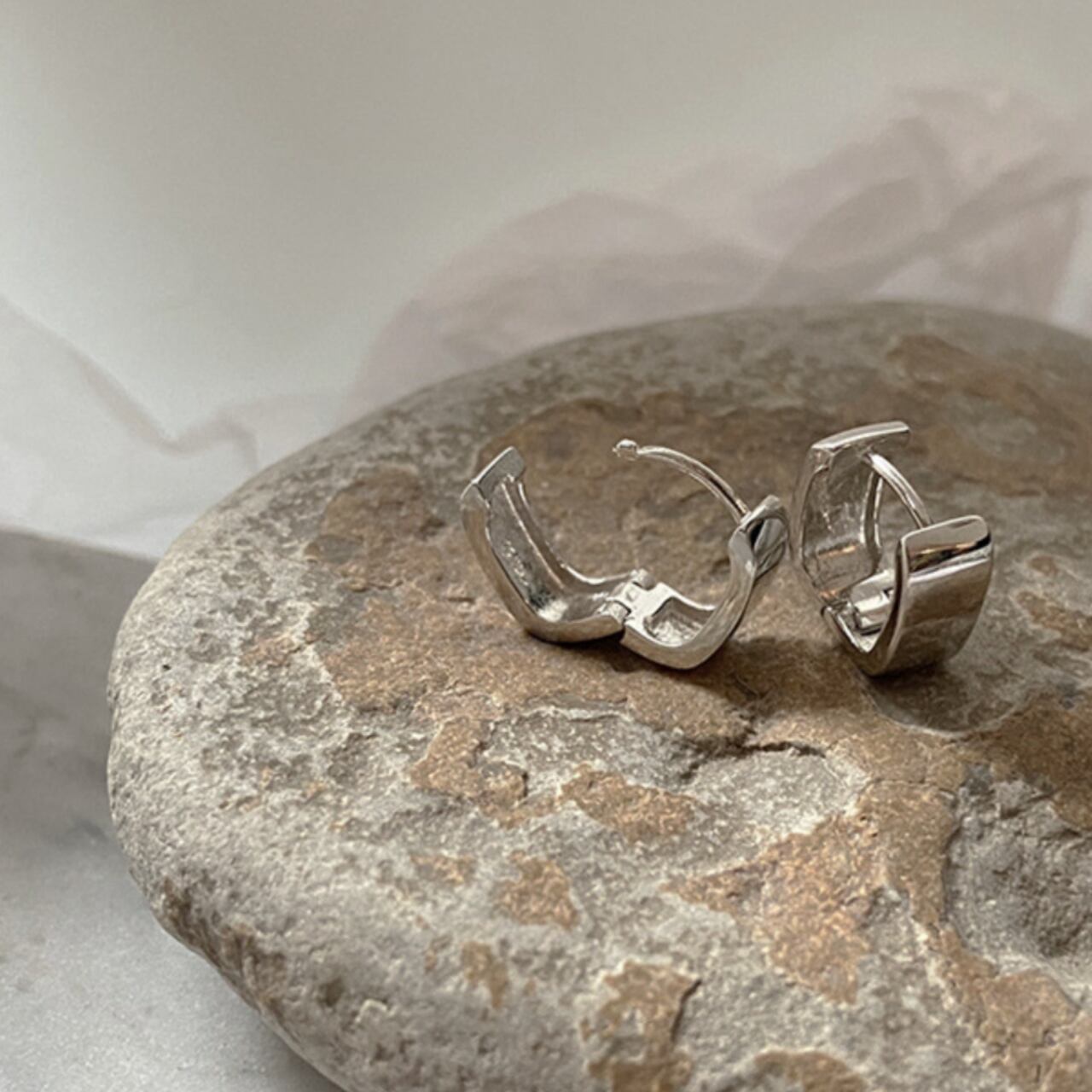 シルバースクエアピアス a0047