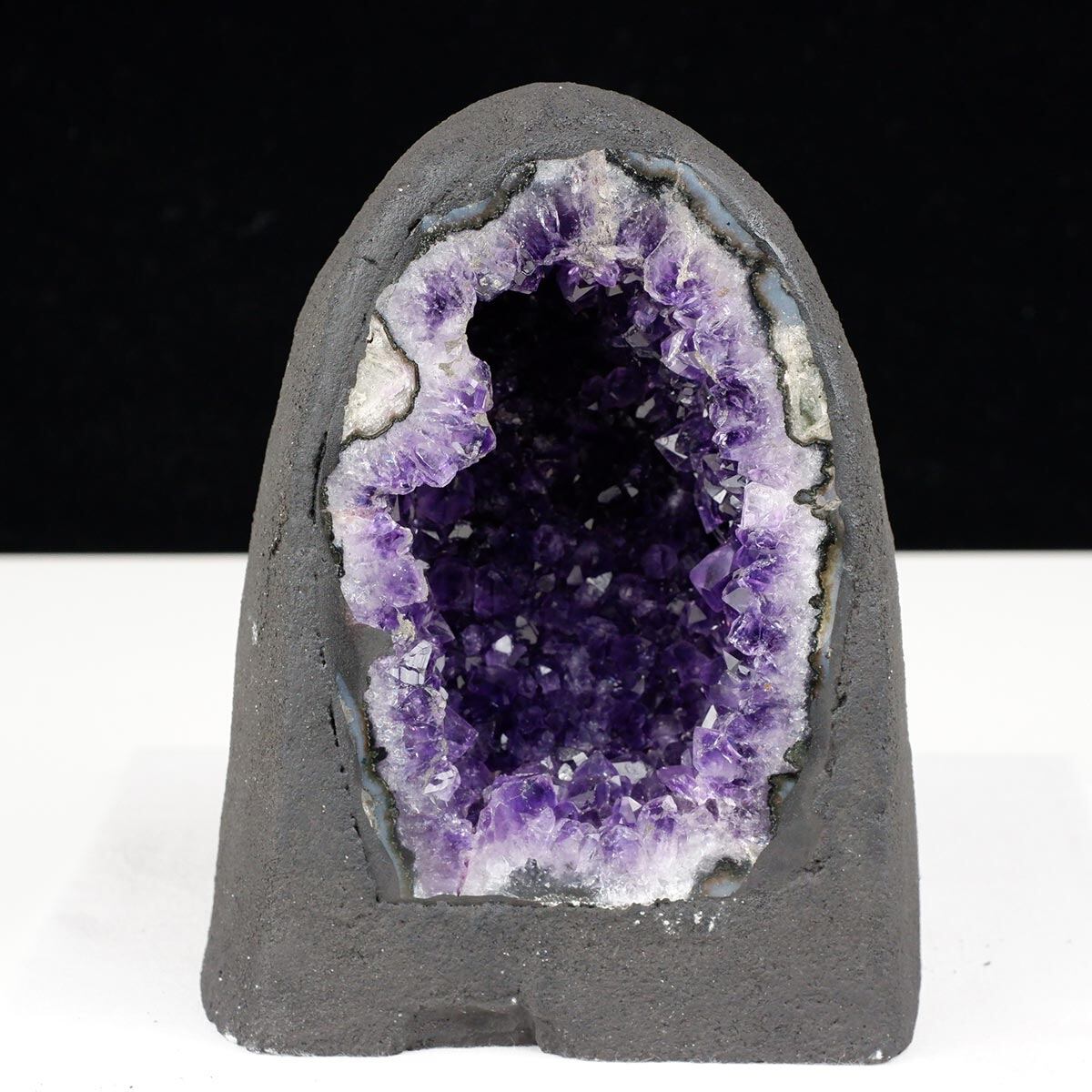 1.8Kg アメジストドーム ウルグアイ産 アメジスト ドーム 原石 置物 ジオード アメジストカペーラ amethyst 一点物  174-2181