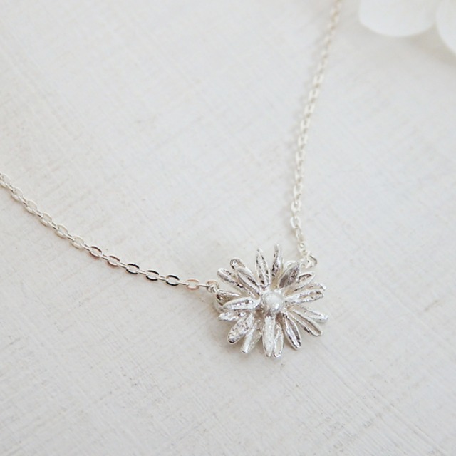 イングリッシュ・デイジーネックレス (silver)