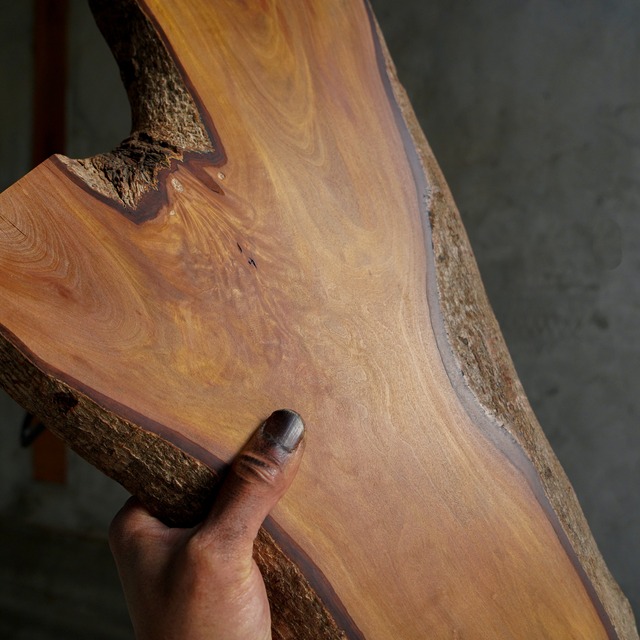 山桃のY字型 一枚板 ローテーブル（高さ・カラー変更無料）