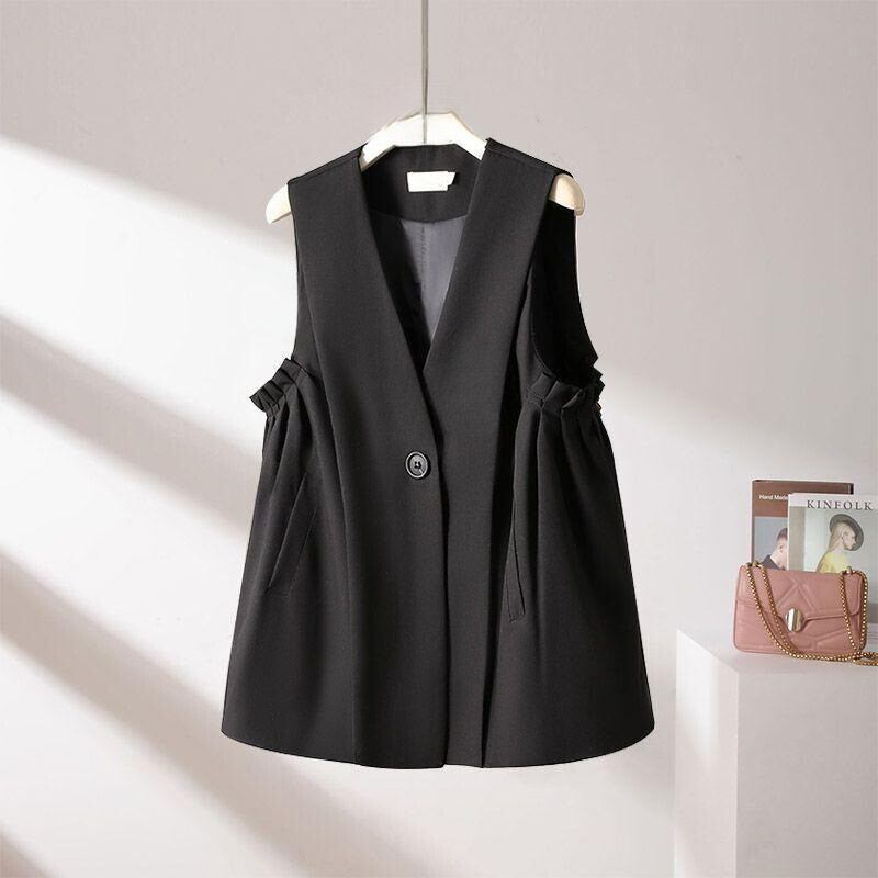 V-neck side tuck gilet