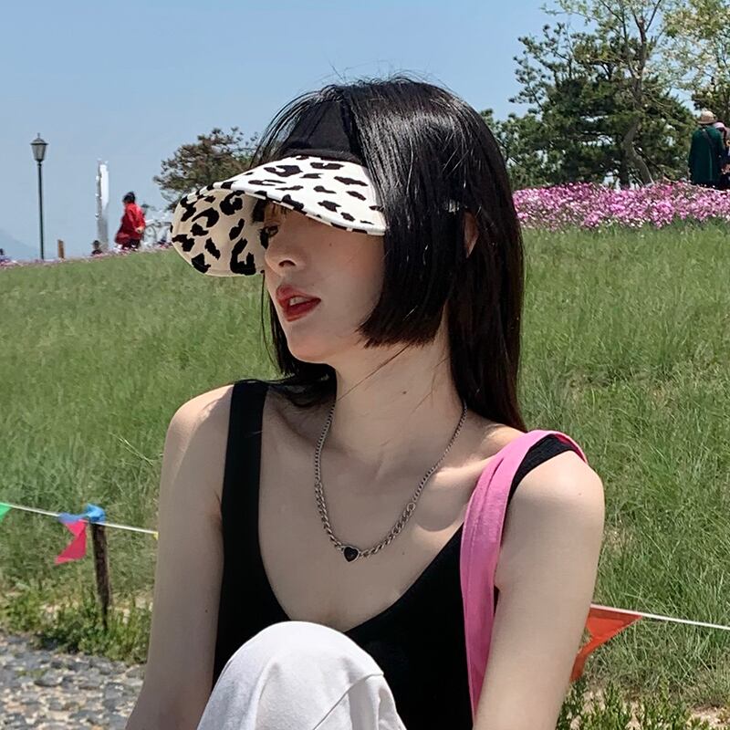 レッドレオパードプリント柄トップス サマー 帽子 夏物 ブラック・アイド・ピーズ40032520332