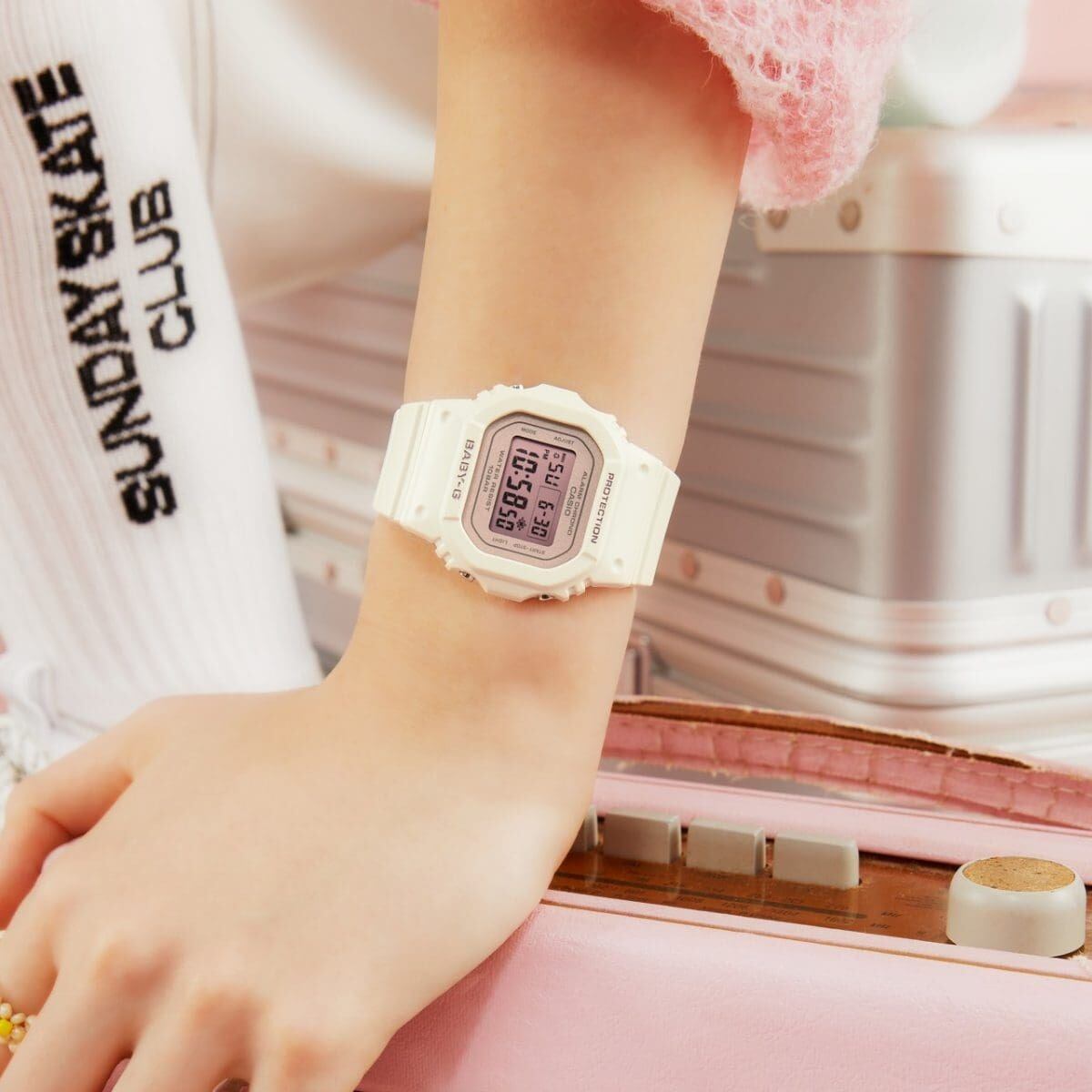 国内正規品 CASIO BABY-G カシオ ベビーG スクエア フラワーカラー 桜 ホワイト×ペールピンク レディース腕時計 BGD-565SC-4JF