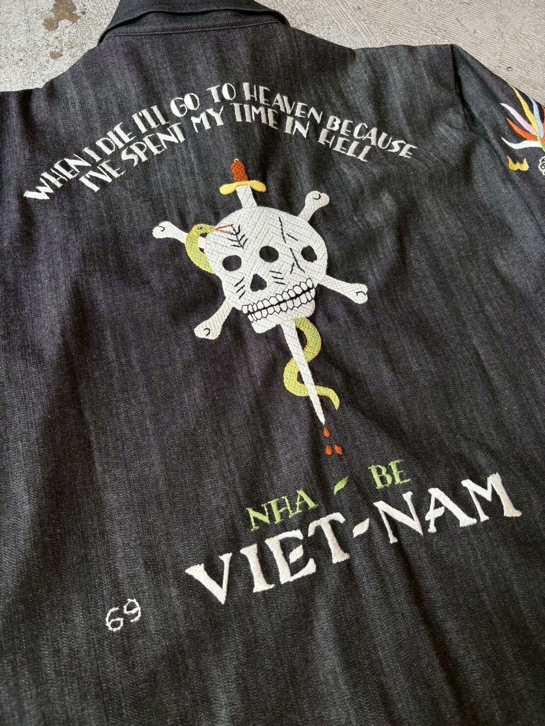 two face(トゥーフェイス)スカルベトジャン THREEFACE THREE SKULLS VIETNAM JACKET BLACK DENIM | vintage