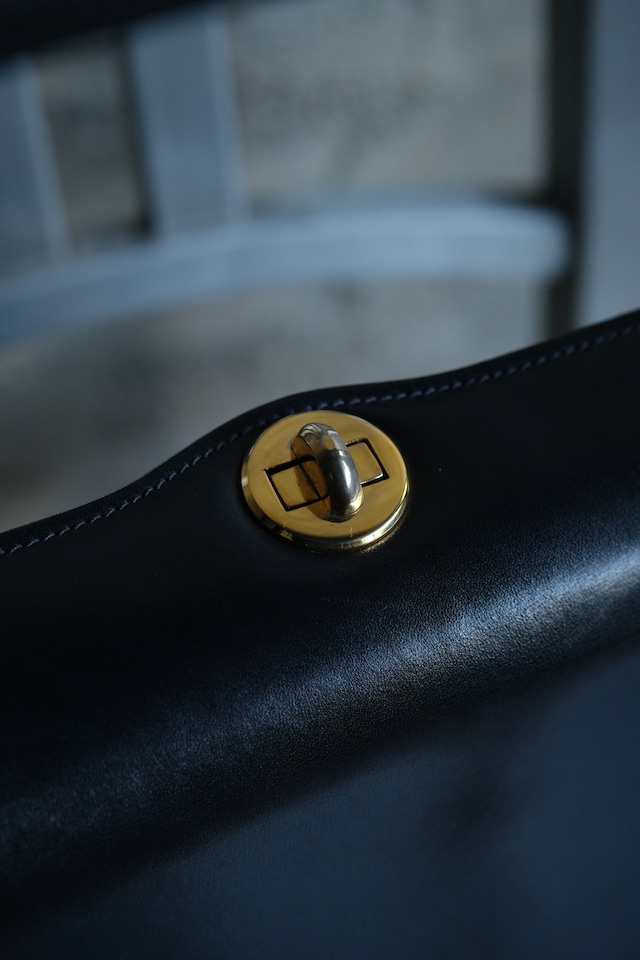 IORI/"GUCCI" hand bag/turn lock