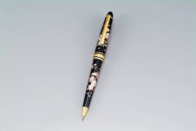 36-1903 漆芸高級ボールペン 桜 Lacquer Ballpoint Pen w Cherry Tree