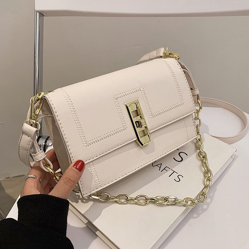 サマーレッドチェーン シングル 夏物 スクウェア メッセンジャーバッグ 手作りハンドバック72952614862