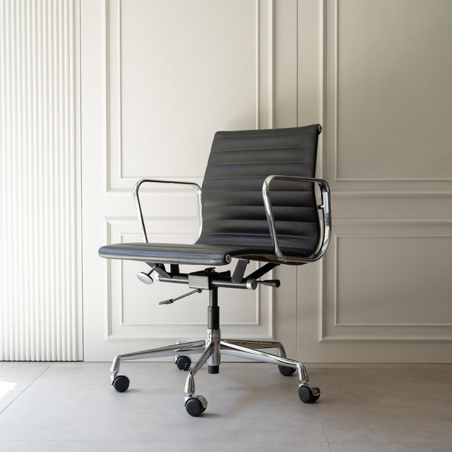 Management Flat Chair Black / マネイジメント フラットチェア ブラック 鏡面仕上げ アルミナムチェア