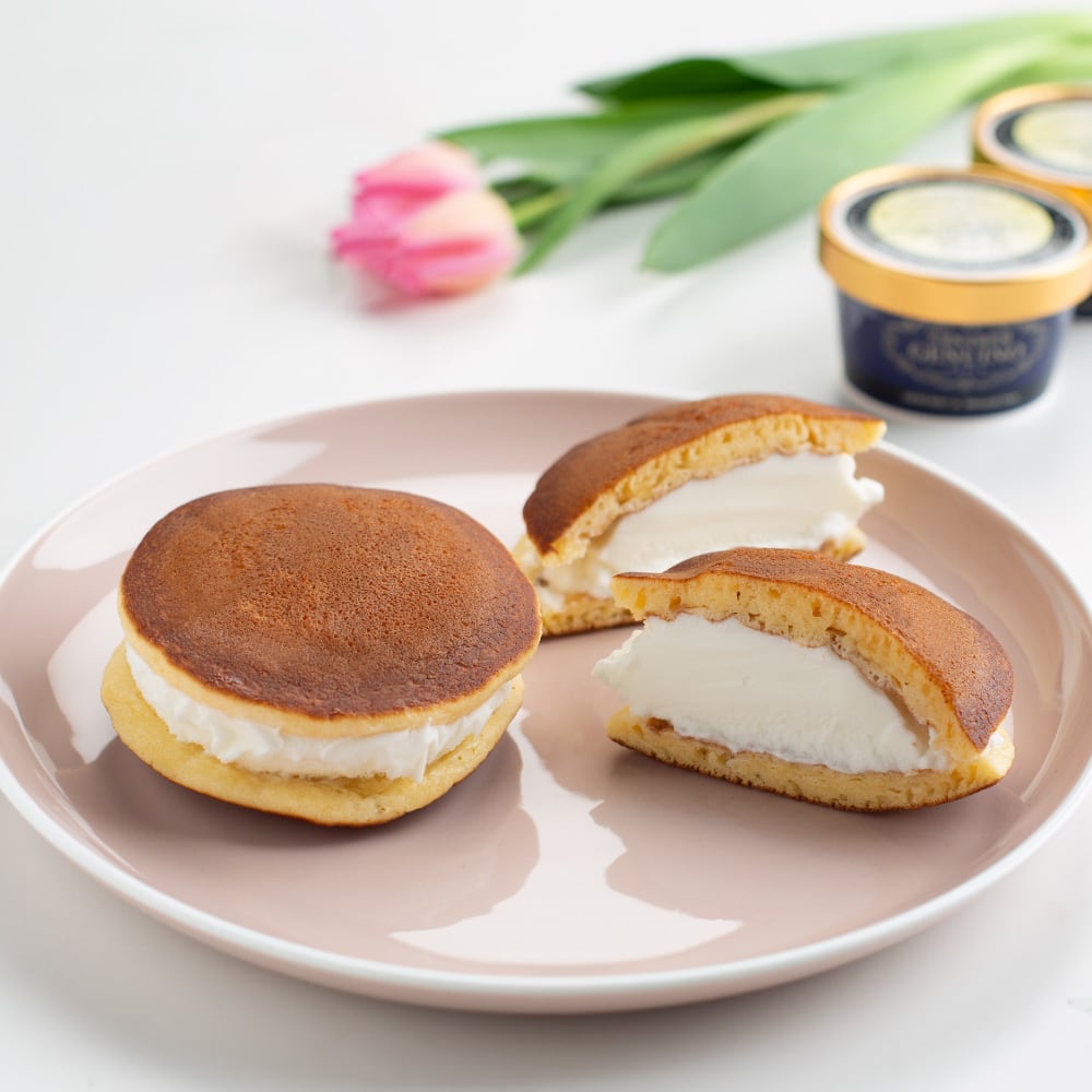 シュトラ　3枚セット もちもちアイスどら焼き（プレミアムミルクジェラート3個、どら焼き皮3