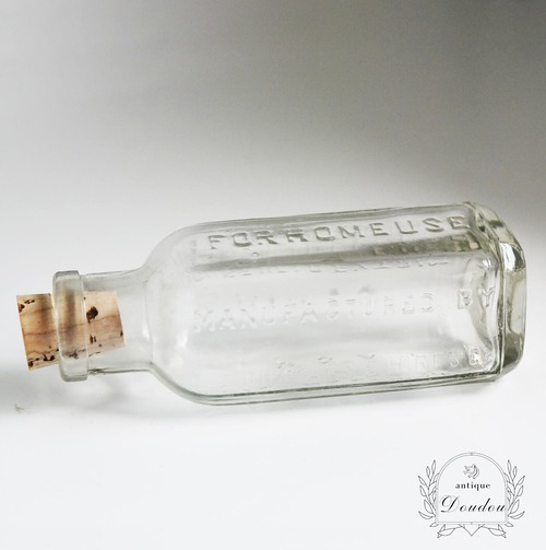 アンティーク　薬瓶　ガラスボトルHIRES HOUSEHOLD EXTRACT【sa685】