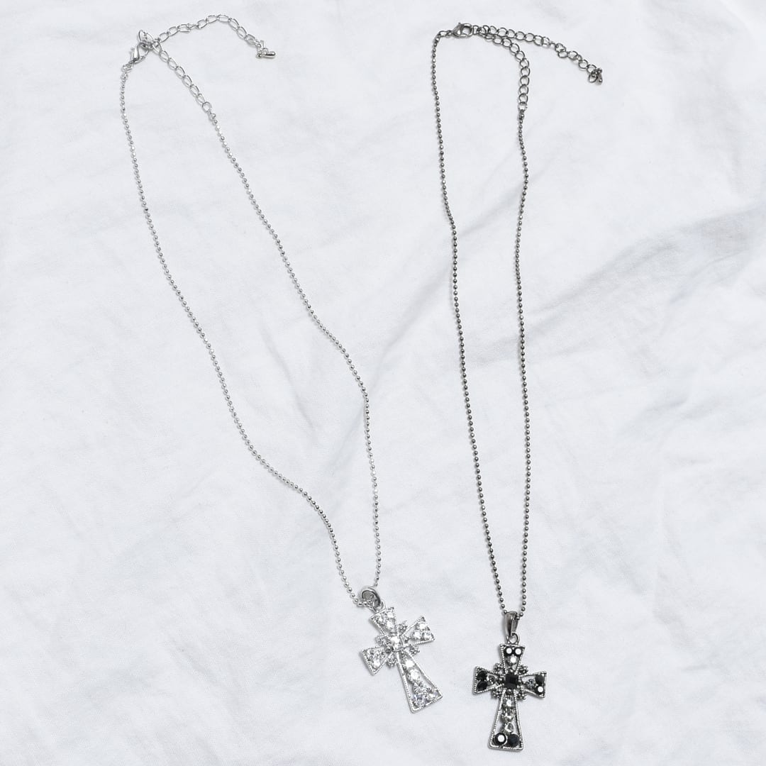 9/7 完売BLACK再入荷！】ラインストーン フォルメクロスネックレス