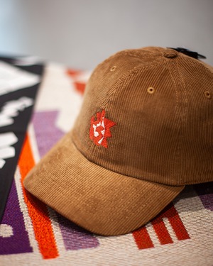 【PRE ORDER】 taiki kishimoto "Surfaces,lines and inversion" cap BROWN