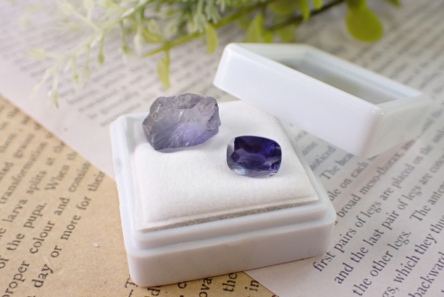 【原石セット】アイオライト 1.25ct/4.22ct 　[C2−85]