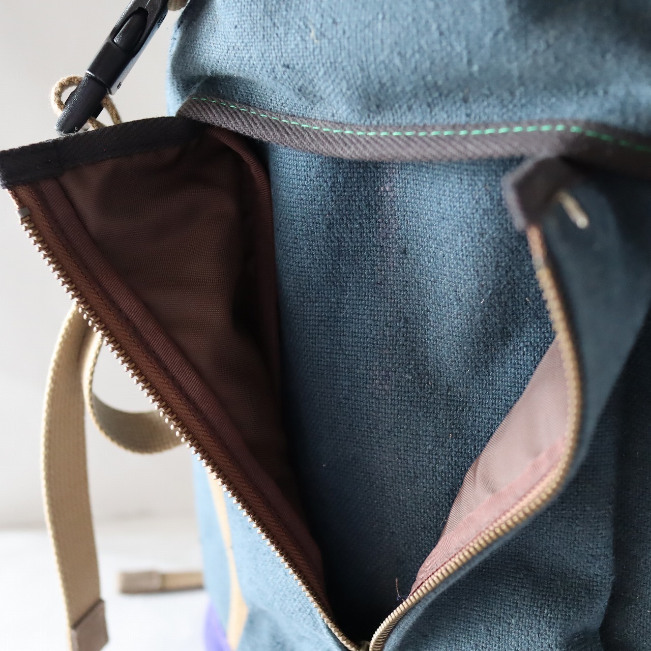 【Deadstock Item】バックパック / Top-flap Draw Backpack/ ネイビー × インディゴパープル・ボトム