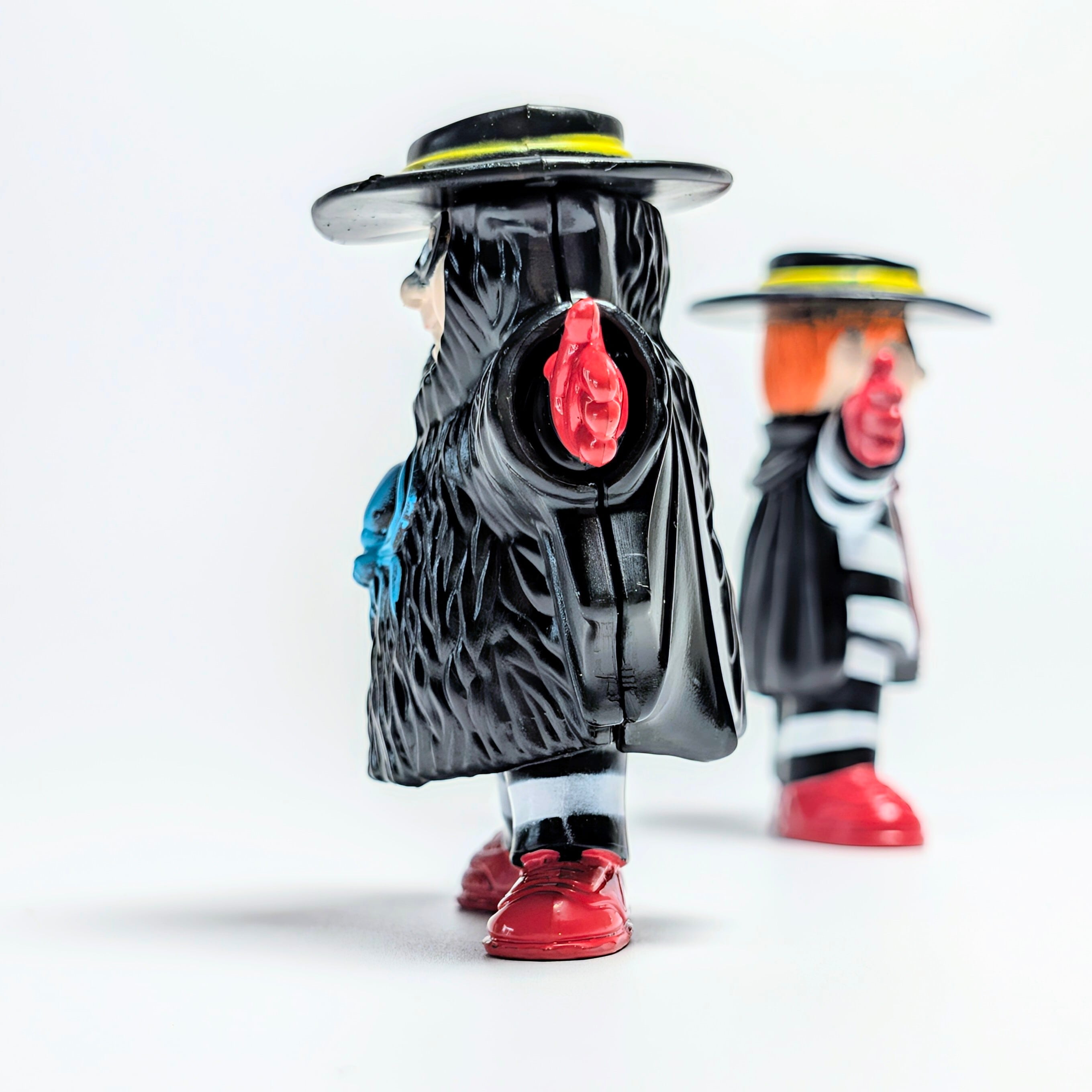 ☆ DEADSTOCK / VINTAGE 1995☆【 McDonald's  ( マクドナルド ) 】1995年海外マクドナルドミールトイ / ハロウィンシリーズ『 What am I going to be for HALLOWEEN? 』the Hamburglar ハンバーグラー / ハッピーミール 〚アメリカン雑貨 アメトイ〛