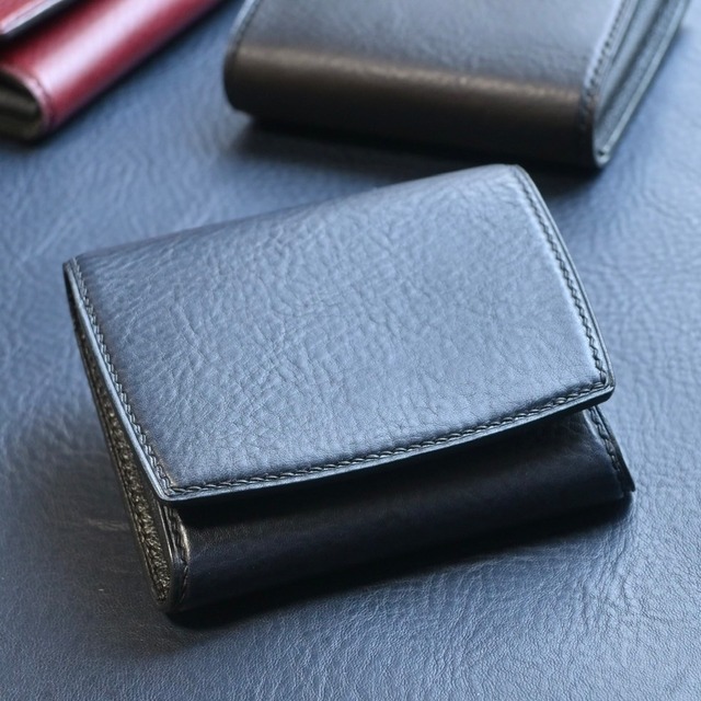 【受注生産】BFW01-wine-｜ 総手縫い・無双仕立ての本革二つ折り財布