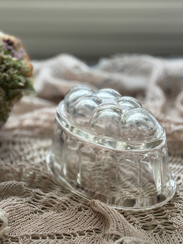 フランスVintage すみれのカップ ② violette すみれ インテリア 花柄 金彩 フラワーベース 撮影小物 インテリア小物