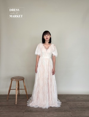 【3営業日以内に発送】￥44,800（税別）ウェディングドレス ウェディング購入 結婚式  フォトウェディング Aラインドレス アイボリー *DM100036
