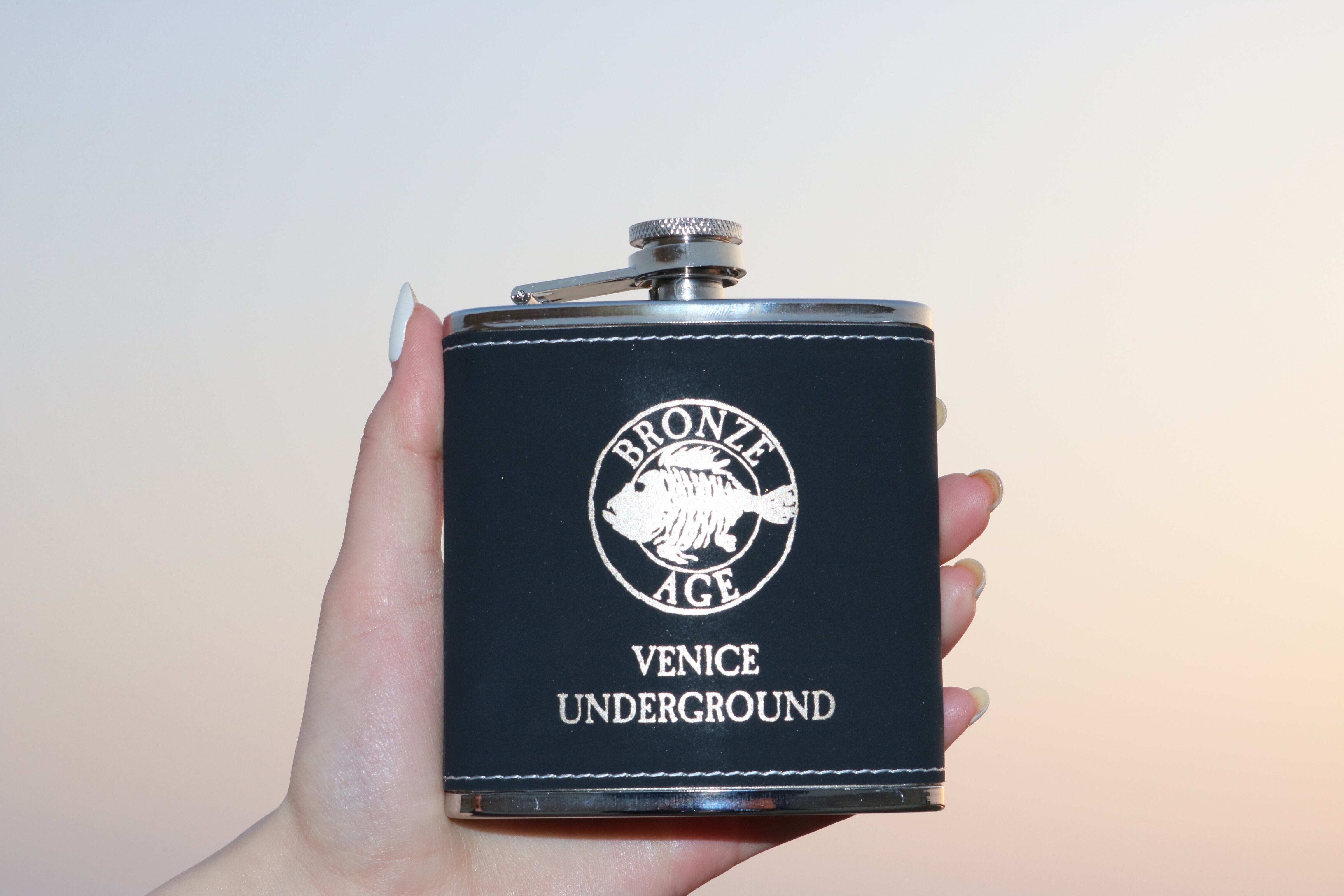 BRONZE AGE グレー USA製 BRONZE AGE グレー USA製