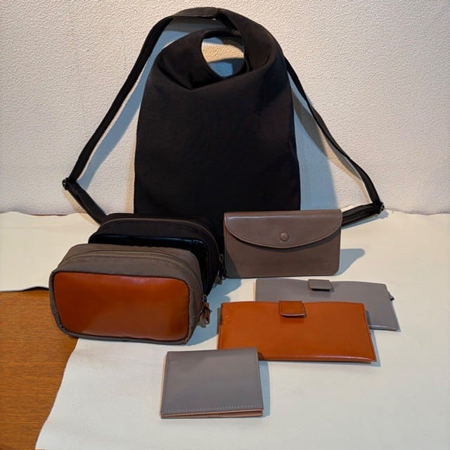 B.stuff 新色入荷! 人気NO.1リュックナイロンバージョン クロ