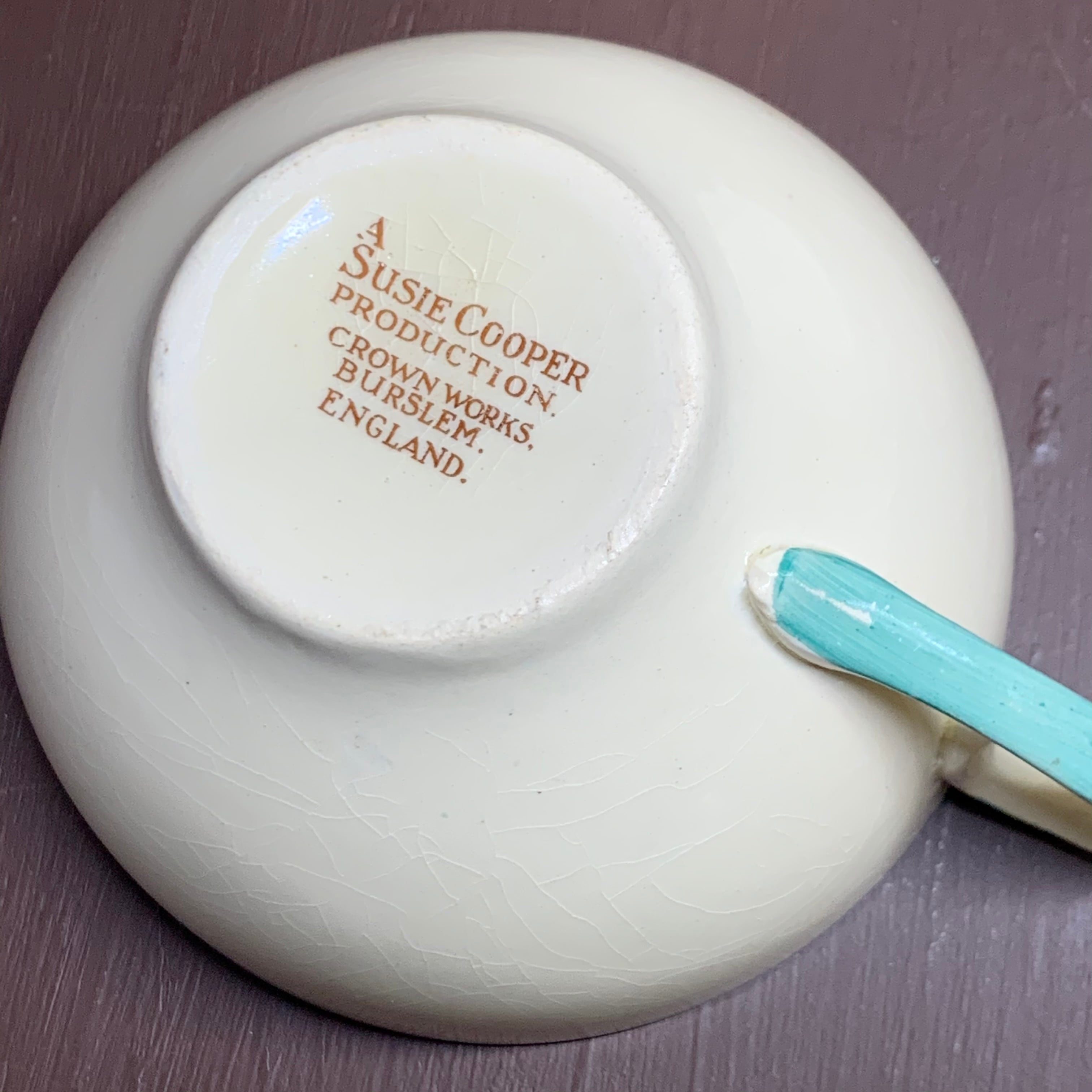 スージークーパー「ウェディングリング トリオ(グリーン系)」イギリス