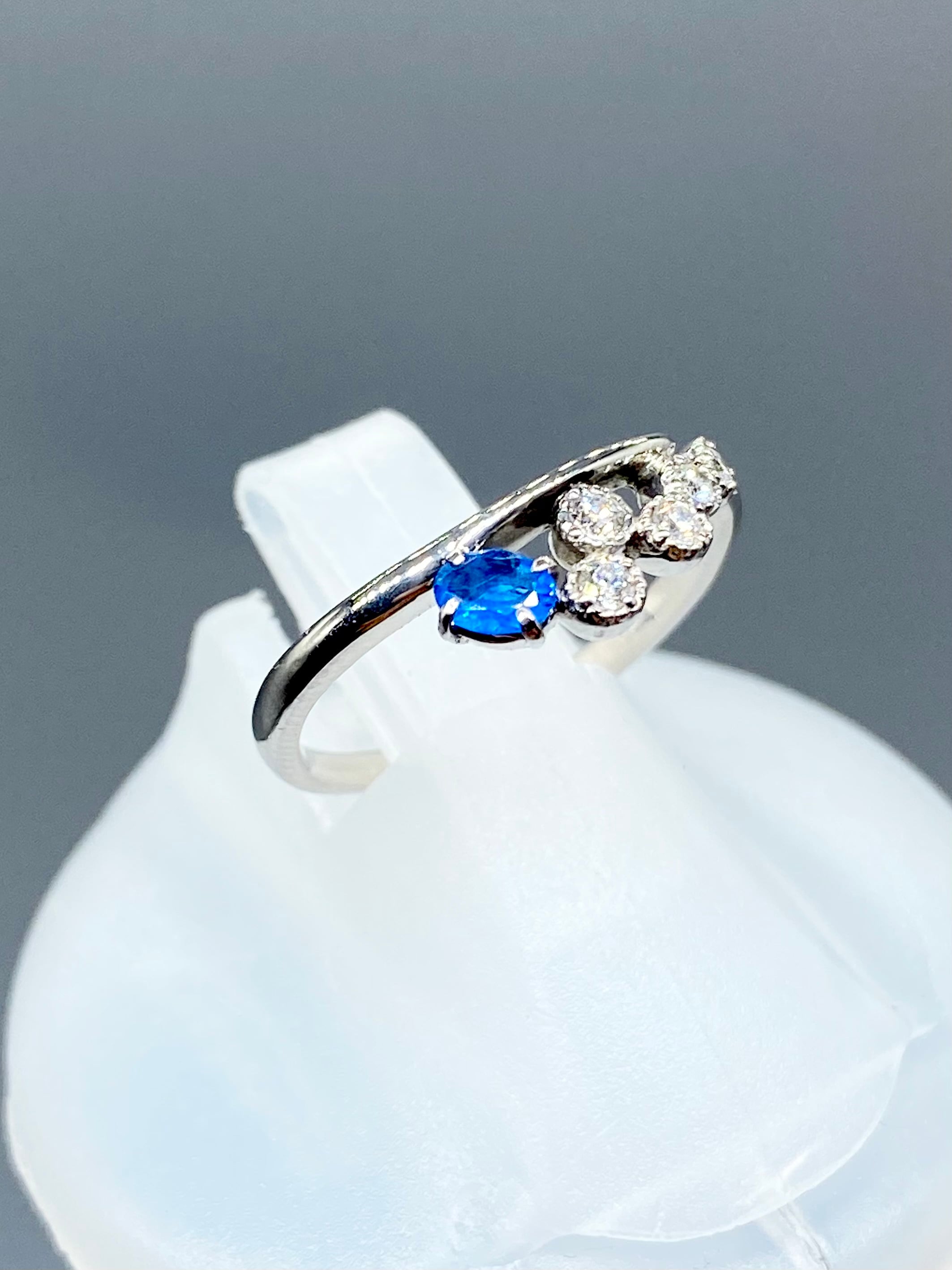 ほぼ全品SALE 〜8/13】アウイナイト 0.09ct / ダイヤモンド 計