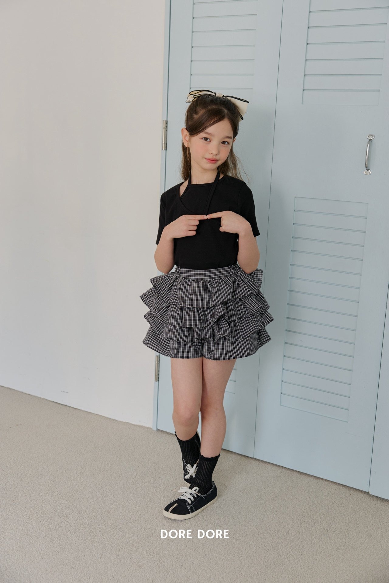 [DOREDORE] Asymmetrical halter neck top (13/15) / [도레도레] 언발홀터넥티 (13/15)