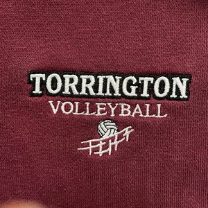 【SPORTTEK】トリントン高校バレーボールチーム TORRINGTON VOLLEYBALL ハーフジップ スウェット プルオーバー ワンポイント 袖 刺繍 S バーガンディ US古着