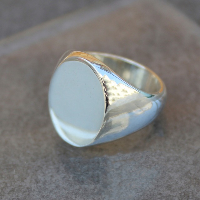 Classic Ring (Ovall)
