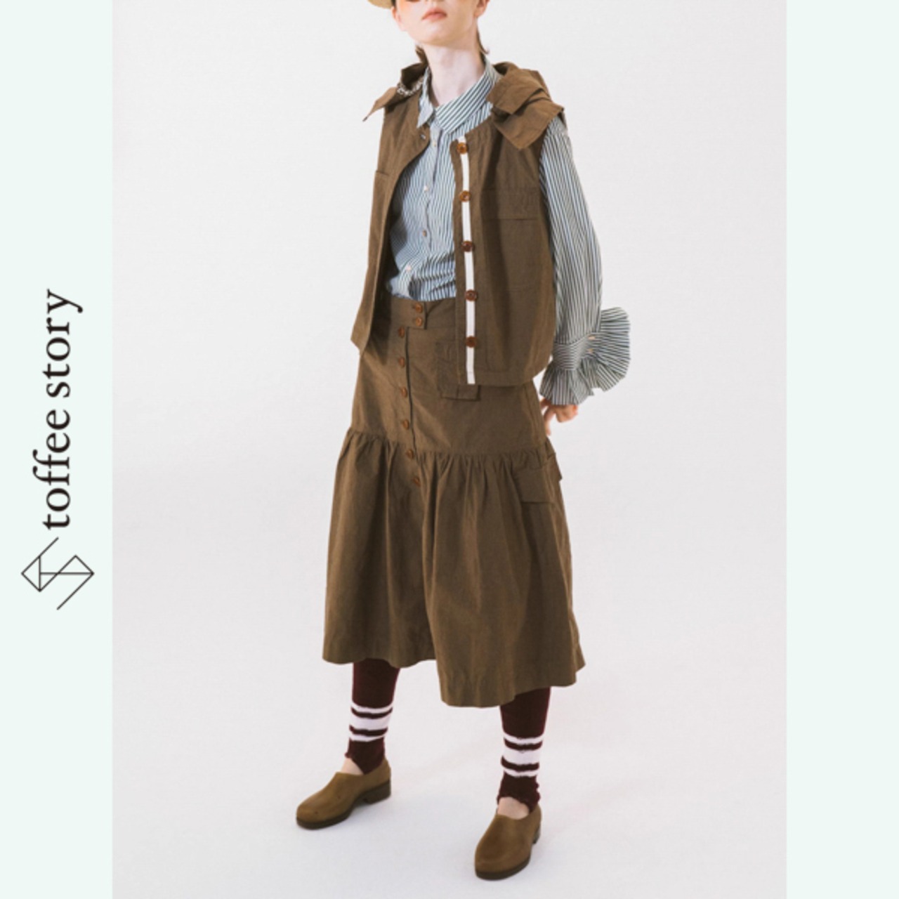 木漏れ日カーゴと旅の記憶フーディベスト 《W0196》