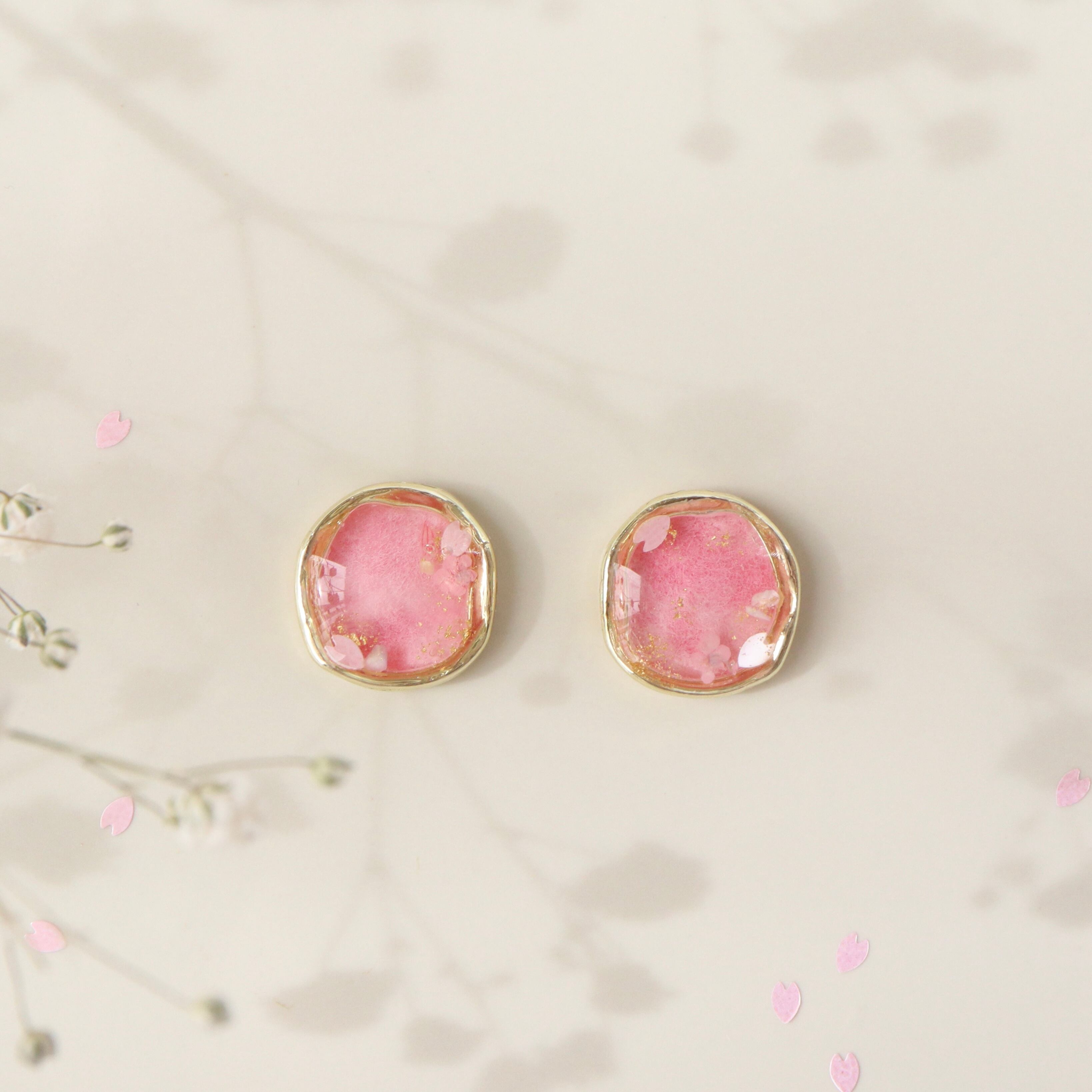 【ﾋﾟｱｽ/ｲﾔﾘﾝｸﾞ】 1点もの＊和紙と水彩の彩り ~桜~