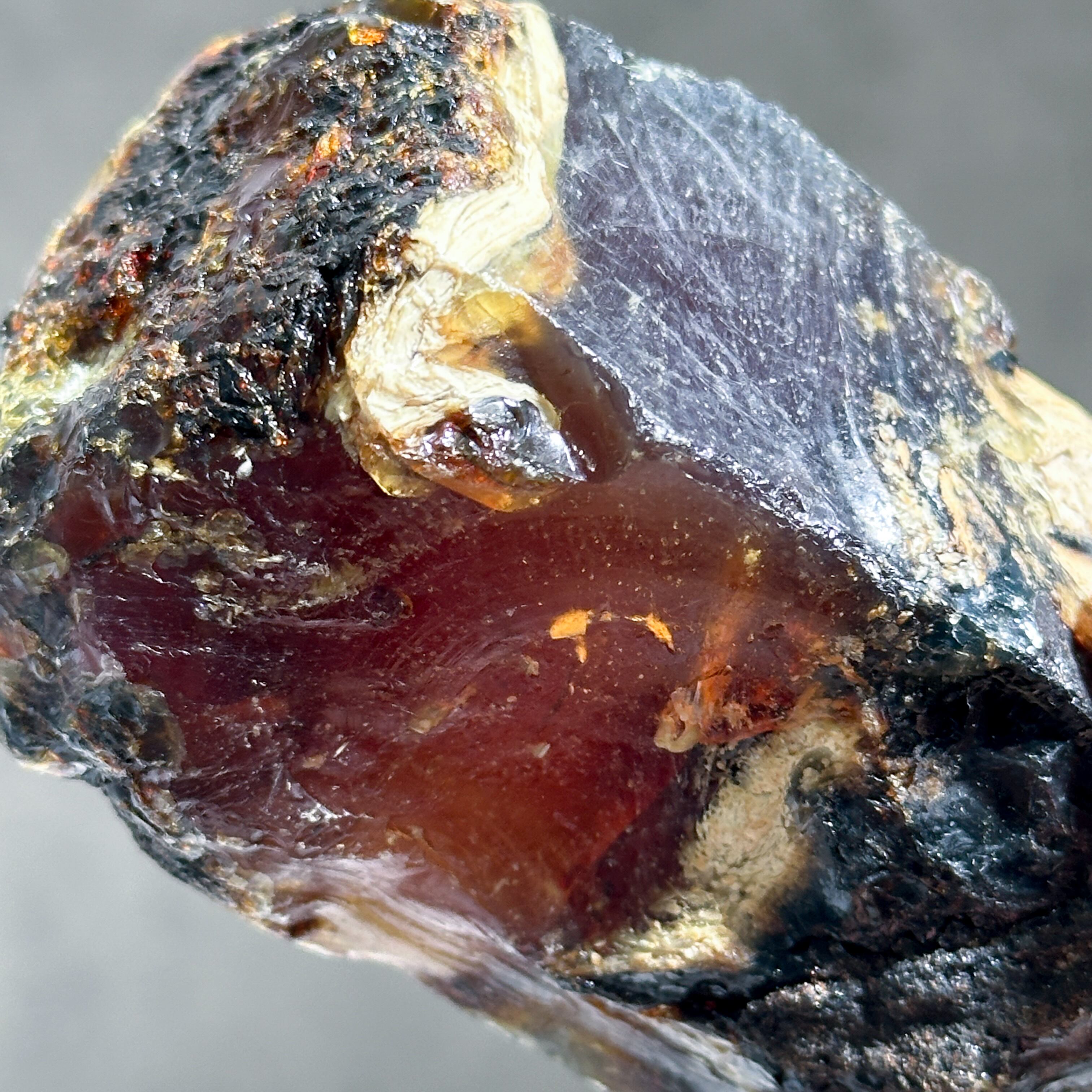 天然琥珀ブルーアンバー72◇ Blue Amber ◇ 天然石・鉱石