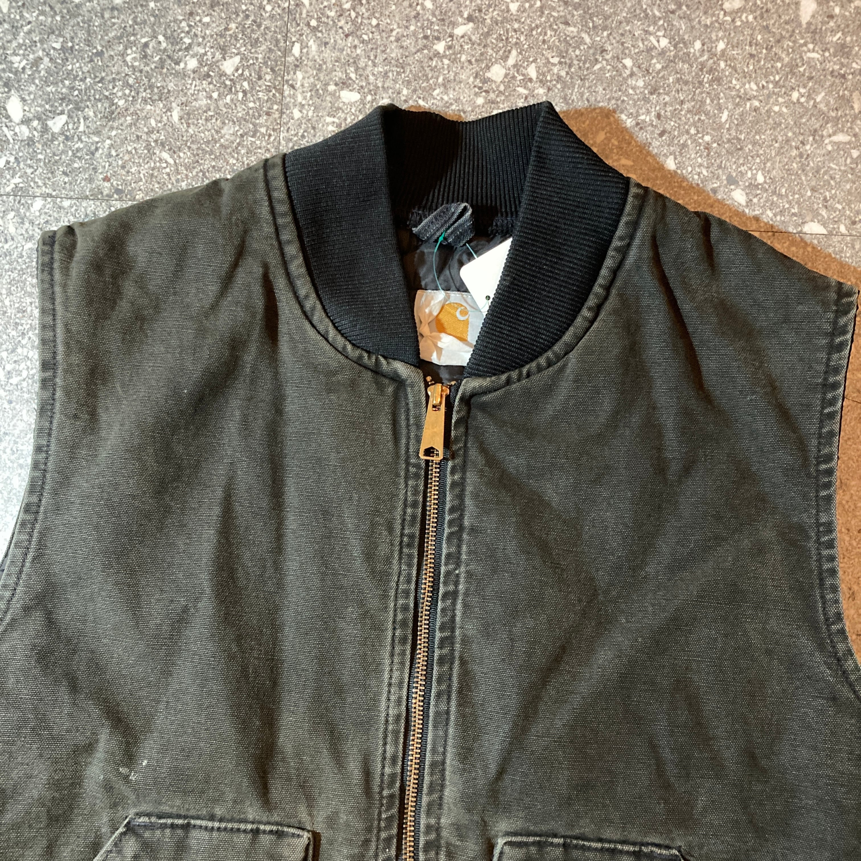 カーハート　フェード　ブラック　ダックベスト 90's~ カーハート ブラックダック ベスト USA製? [Carhartt